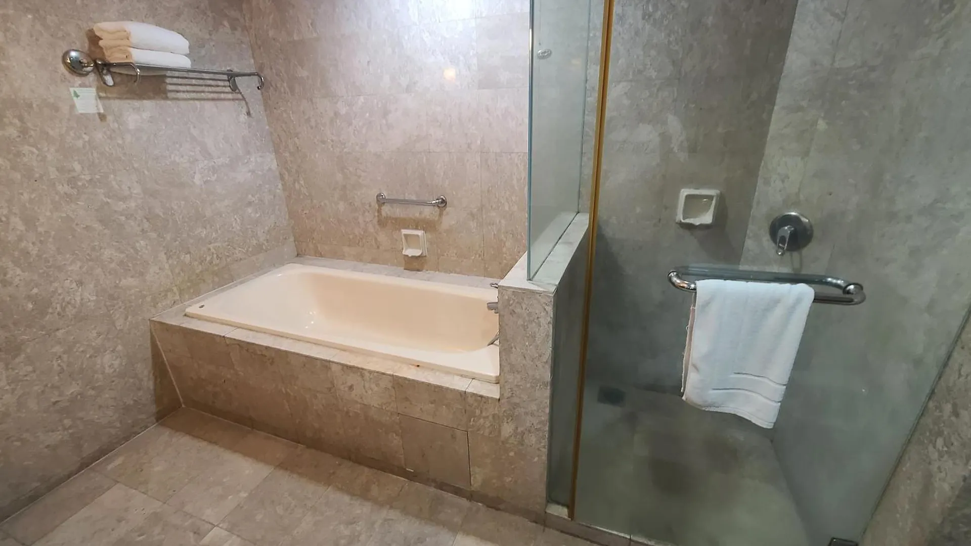 Kl Nice Apartment At Time Square Kuala Lumpur